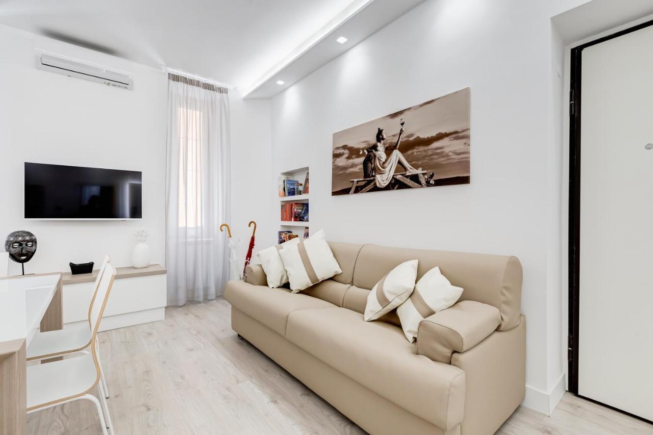 Bmga L The White Crown Apartment In Testaccio Rome Bagian luar foto