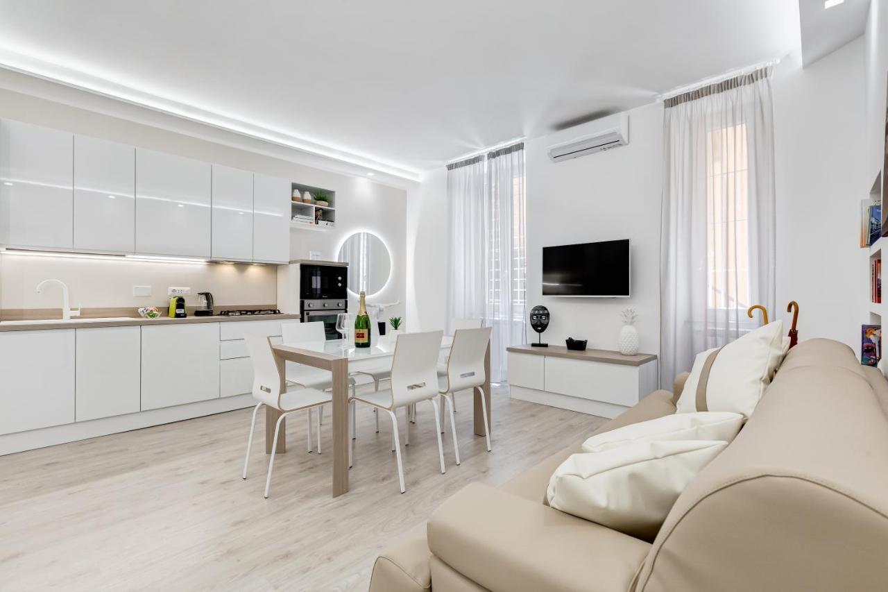 Bmga L The White Crown Apartment In Testaccio Rome Bagian luar foto