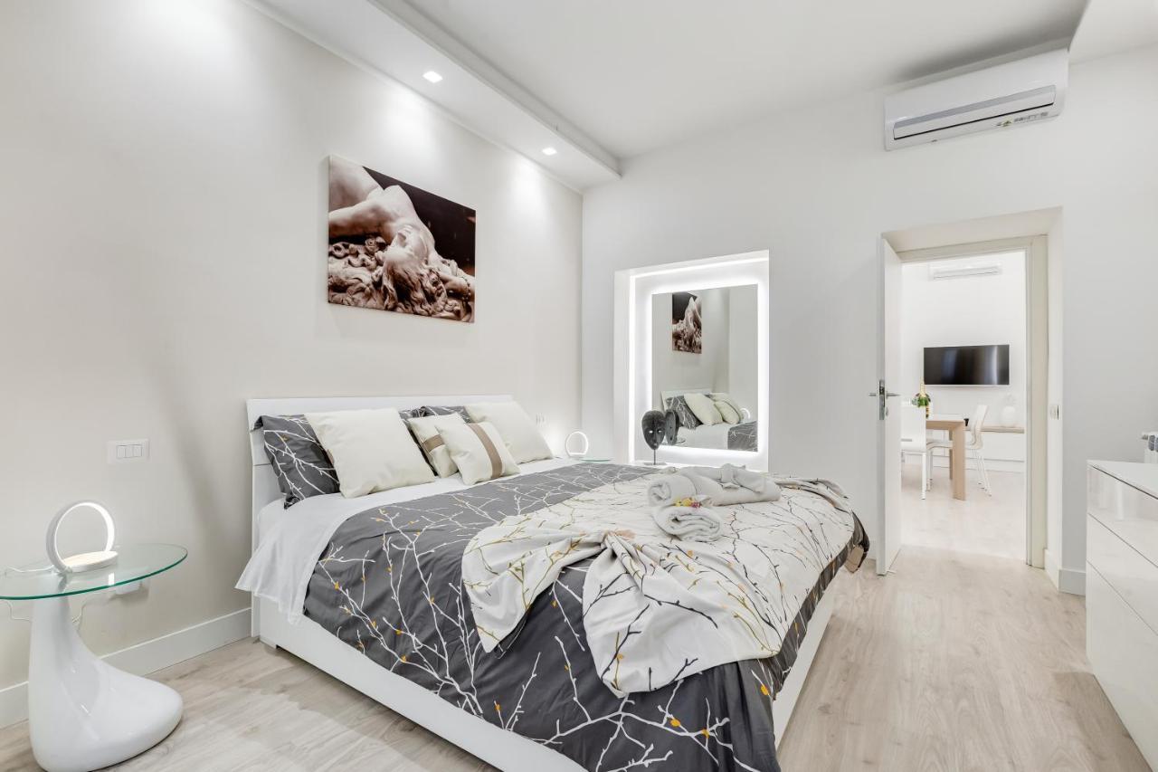 Bmga L The White Crown Apartment In Testaccio Rome Bagian luar foto