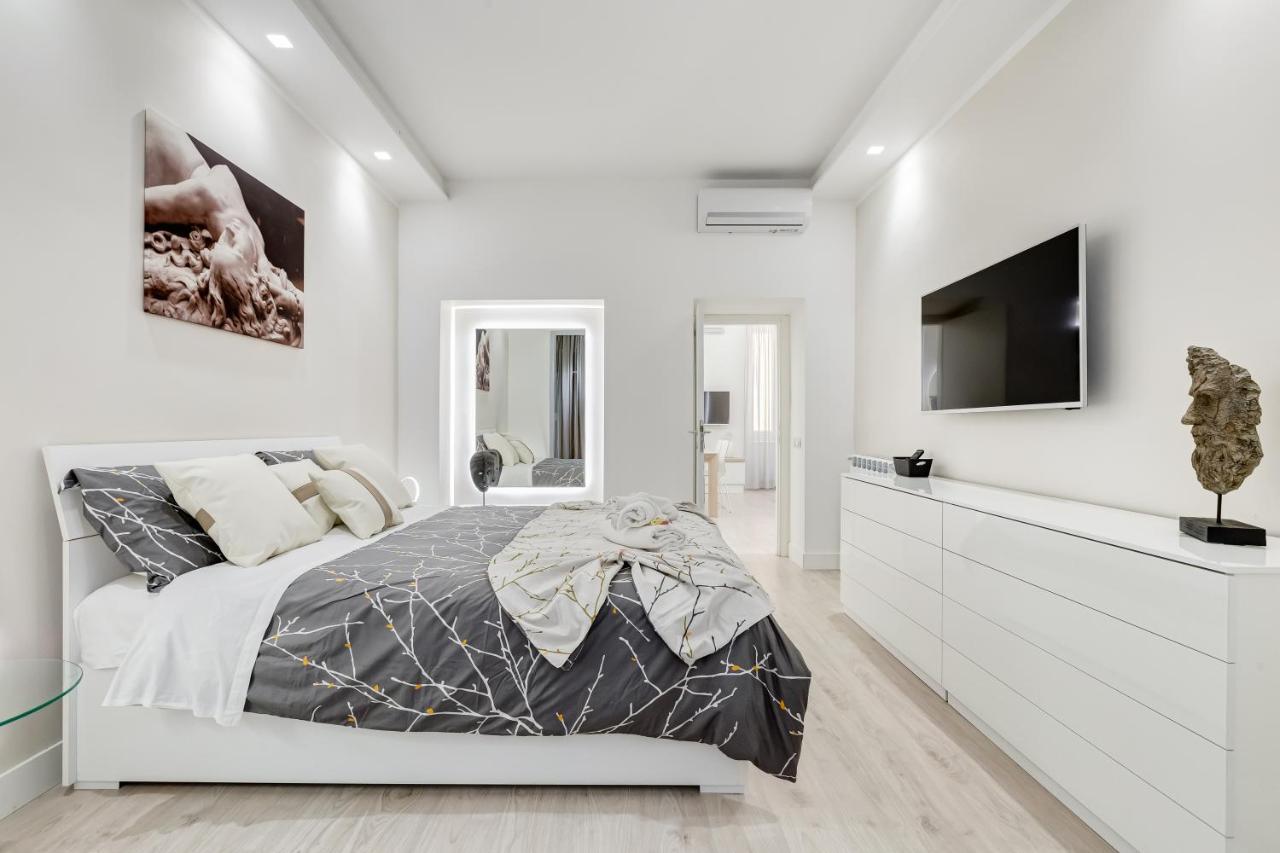 Bmga L The White Crown Apartment In Testaccio Rome Bagian luar foto