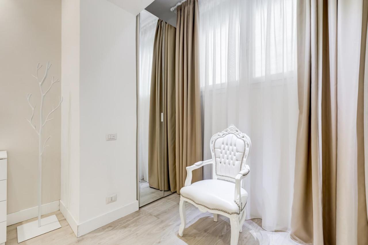 Bmga L The White Crown Apartment In Testaccio Rome Bagian luar foto