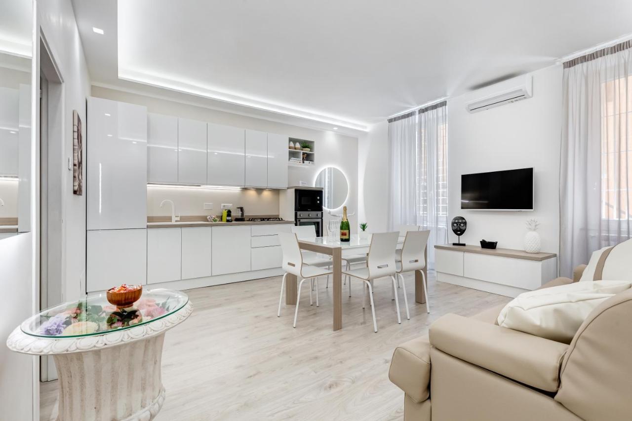 Bmga L The White Crown Apartment In Testaccio Rome Bagian luar foto